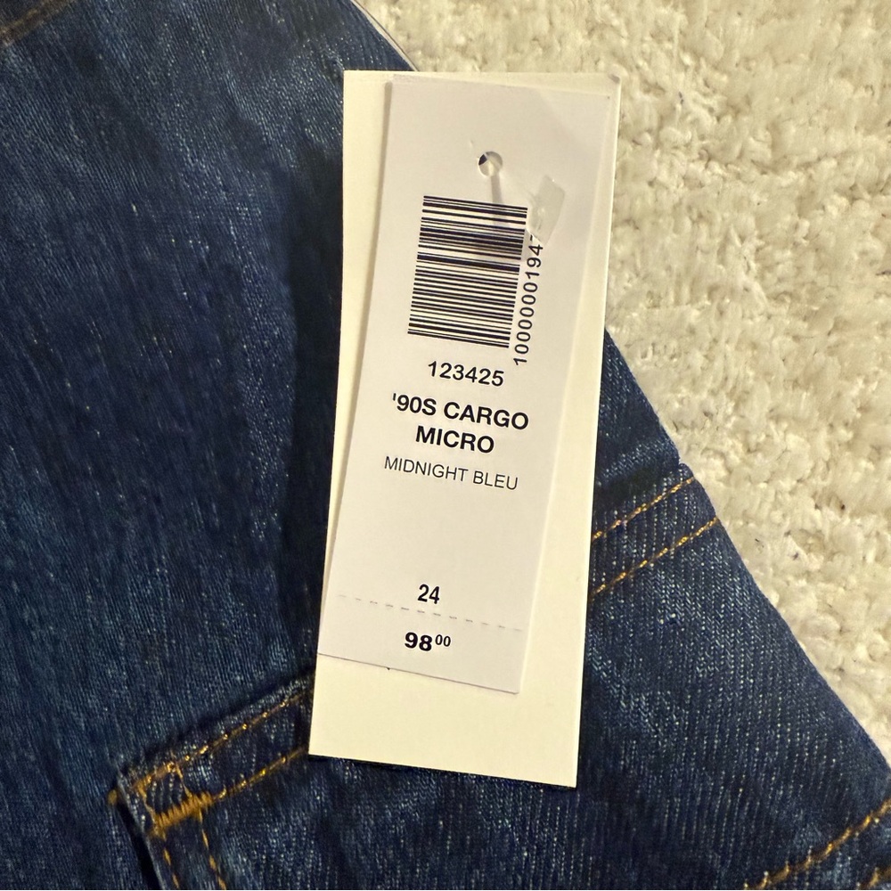 NWT Aritzia Denim Forum 90s Cargo Micro Skirt - Picture 8 of 9